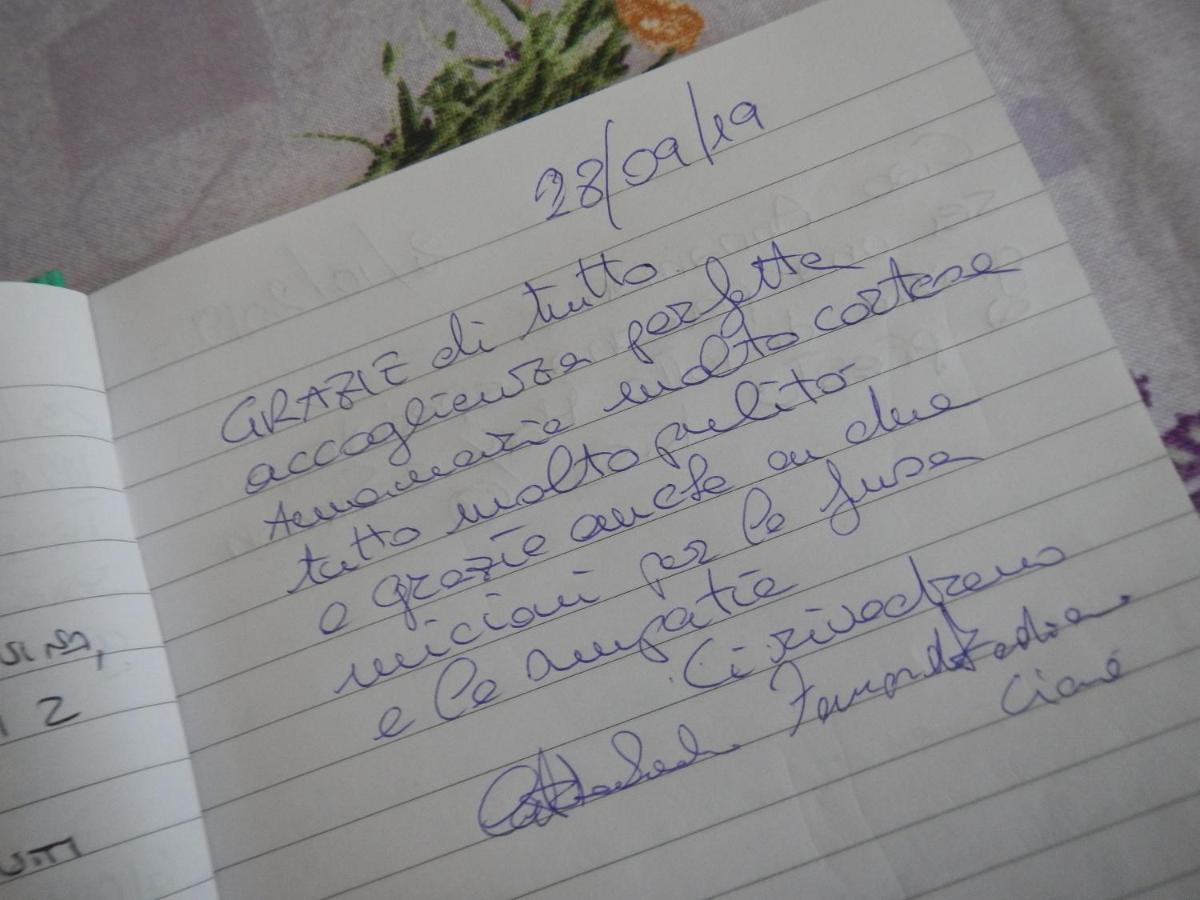 Gli Anemoni B&B Free Parking Genova Kültér fotó