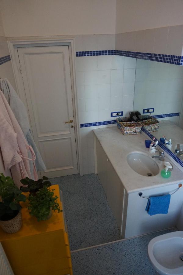 Gli Anemoni B&B Free Parking Genova Kültér fotó